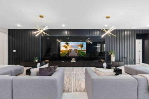 SUPER FANCY- 15BDR 17BAs HUGE 7 000SQFT HOME